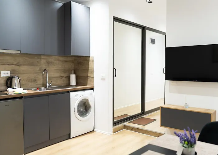 Golden Corner 1 - Sweet Escape *